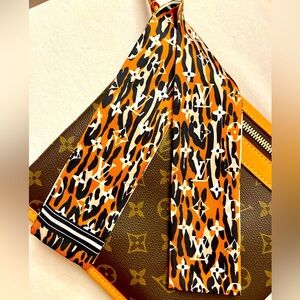 Mixed Colors Monogram Print Twilly Bandeau Wrap Scarf